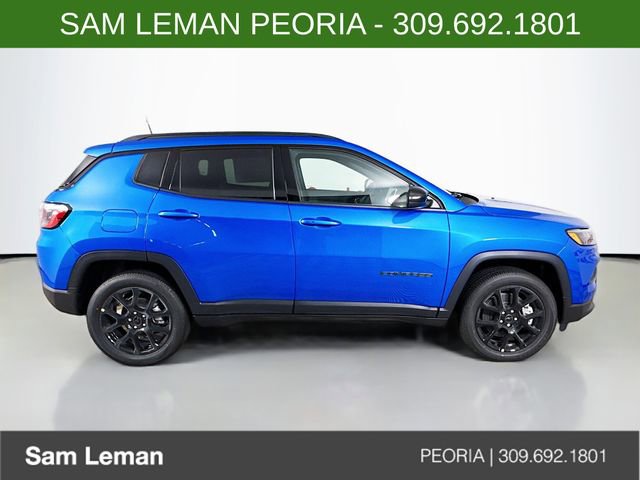 New 2026 Jeep Compass Latitude image 8