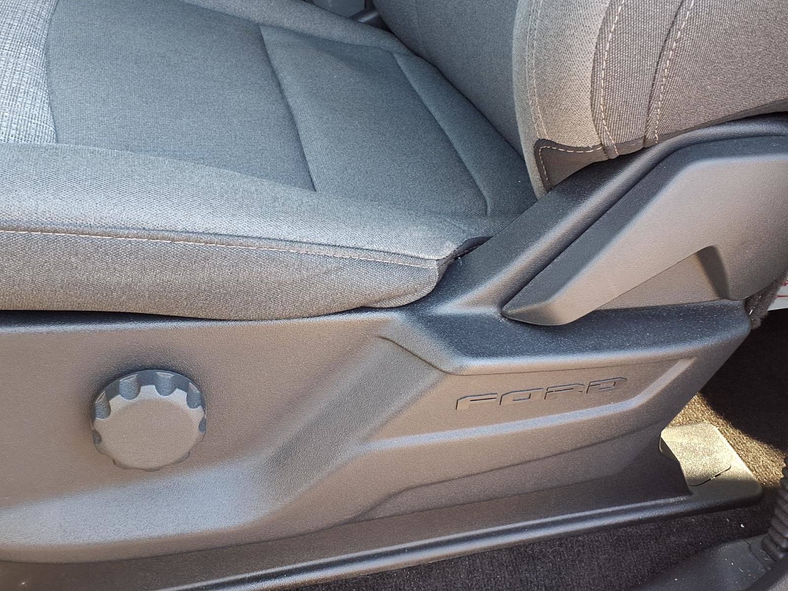 Used 2021 Ford F150 XLT w/ XTR Package image 4