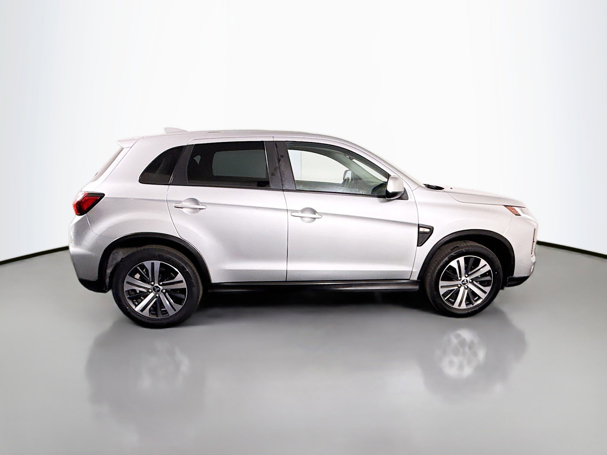 Used 2021 Mitsubishi Outlander Sport ES FWD image 11