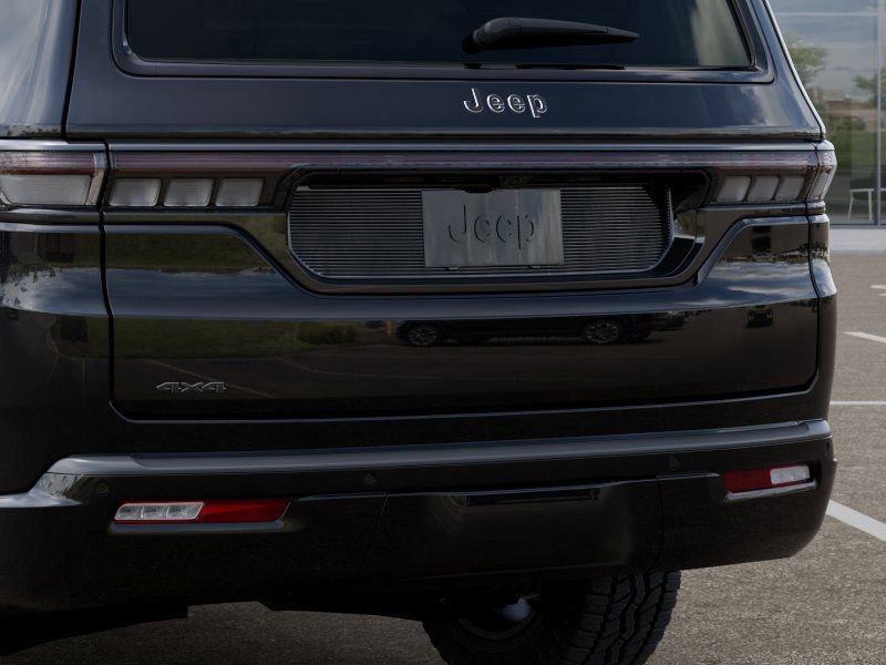 Used 2026 Jeep Grand Wagoneer 4WD image 13