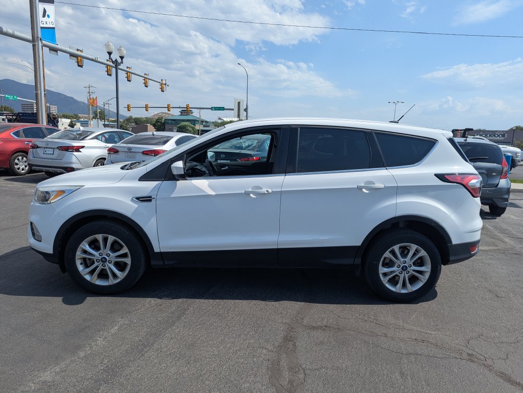 Used 2017 Ford Escape SE AWD/4WD image 7