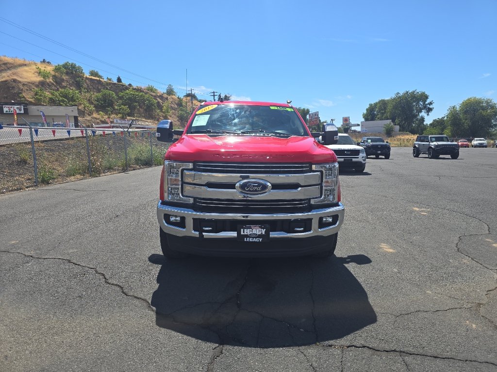 Used 2019 Ford F250 Lariat w/ Lariat Ultimate Package AWD/4WD image 3
