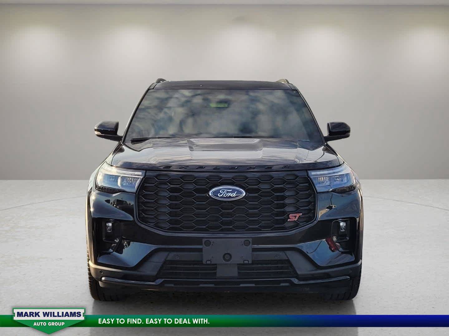 Used 2025 Ford Explorer ST AWD/4WD image 8