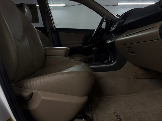 Used 2012 Toyota RAV4 Limited w/ Navigation Value Pkg AWD/4WD image 19