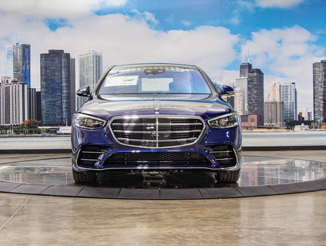 Used 2026 Mercedes-Benz S 580 4MATIC Sedan image 3