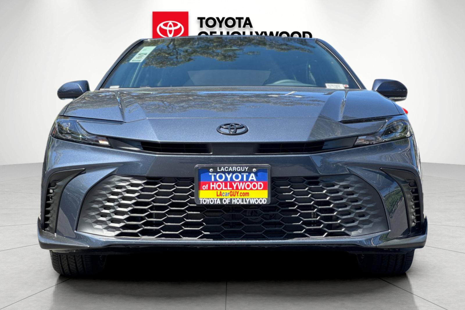 New 2026 Toyota Camry SE w/ Convenience Package FWD image 8