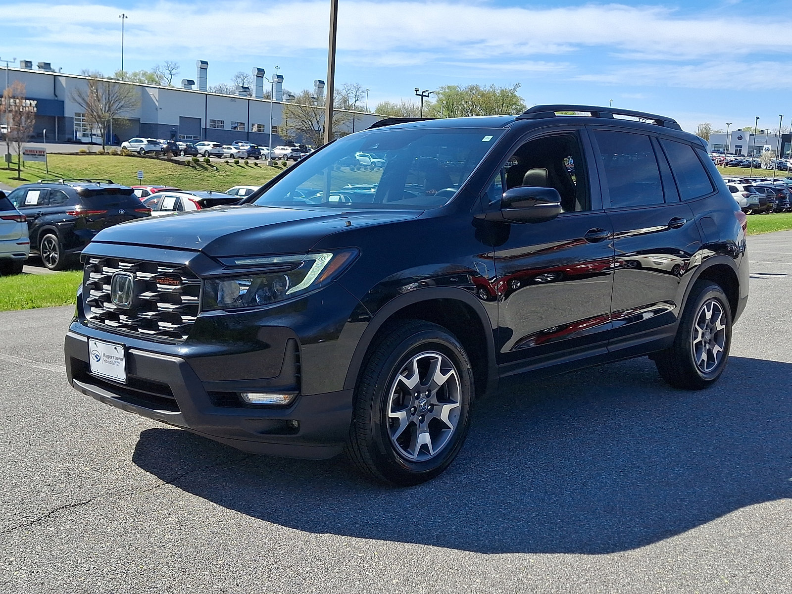 Used 2023 Honda Passport TrailSport image 3