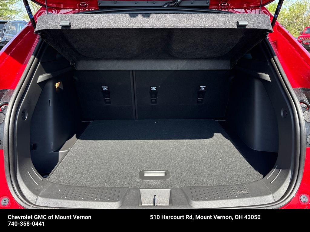 New 2026 Chevrolet Trax RS w/ Sunroof Package FWD image 25