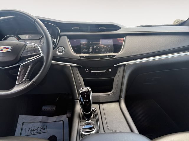 Certified 2024 Cadillac XT5 Premium Luxury AWD/4WD image 11