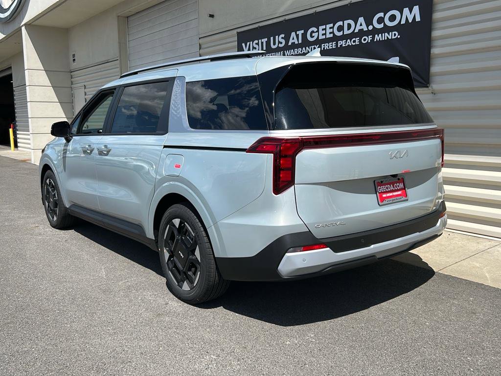 New 2026 Kia Carnival EX image 6
