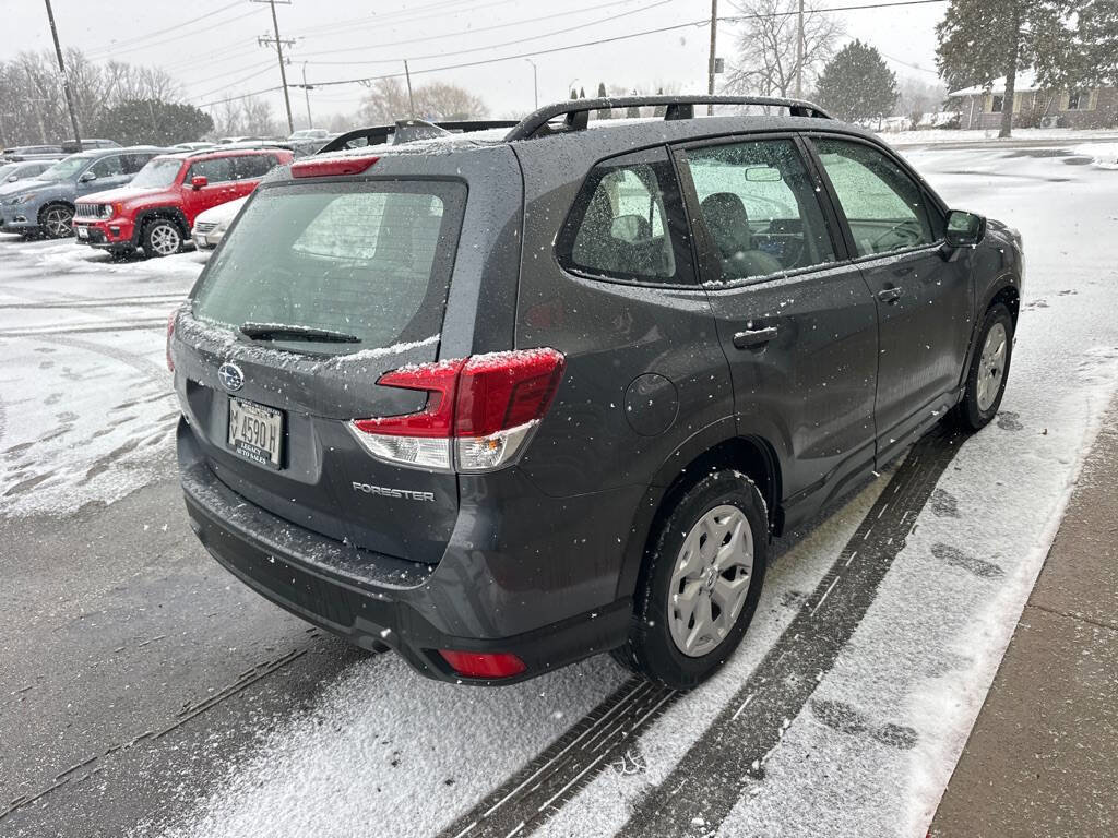 Used 2022 Subaru Forester image 5