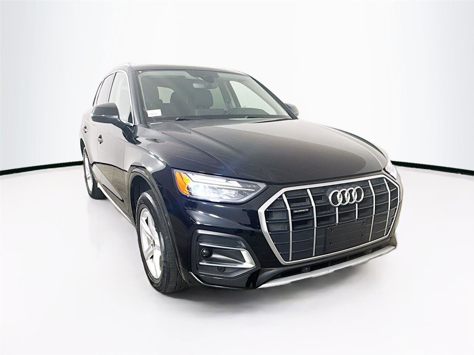 Used 2021 Audi Q5 Premium w/ Convenience Package image 31