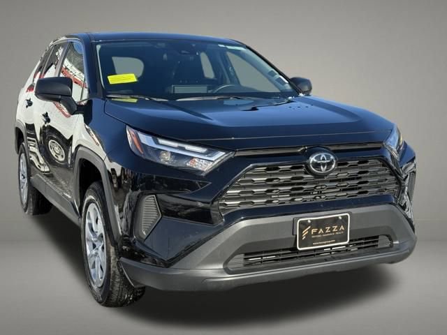 Used 2025 Toyota RAV4 LE image 8