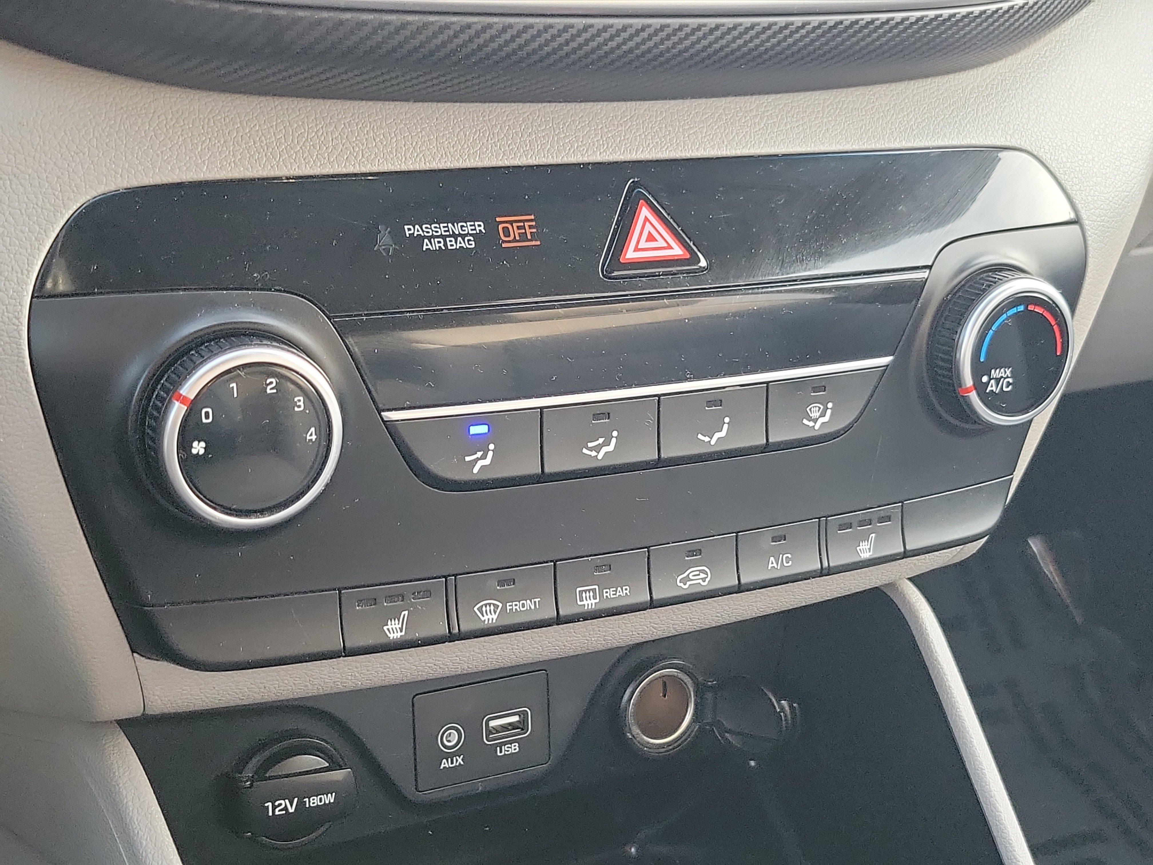 Used 2019 Hyundai Tucson Value AWD/4WD image 30