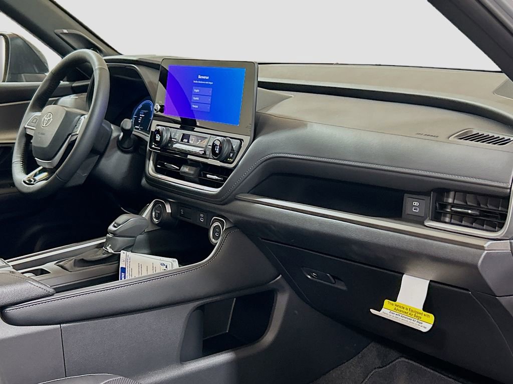 New 2026 Toyota Grand Highlander Nightshade Edition AWD/4WD image 30