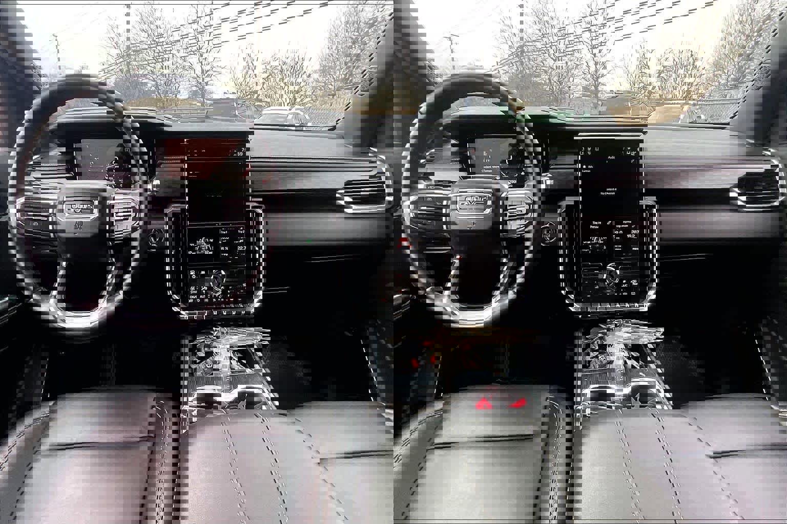 Used 2024 GMC Acadia Elevation image 14