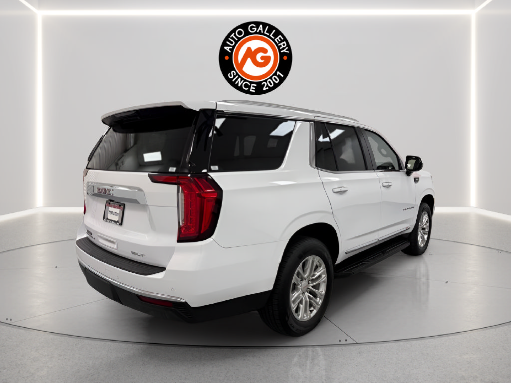 Used 2024 GMC Yukon SLT AWD/4WD image 3