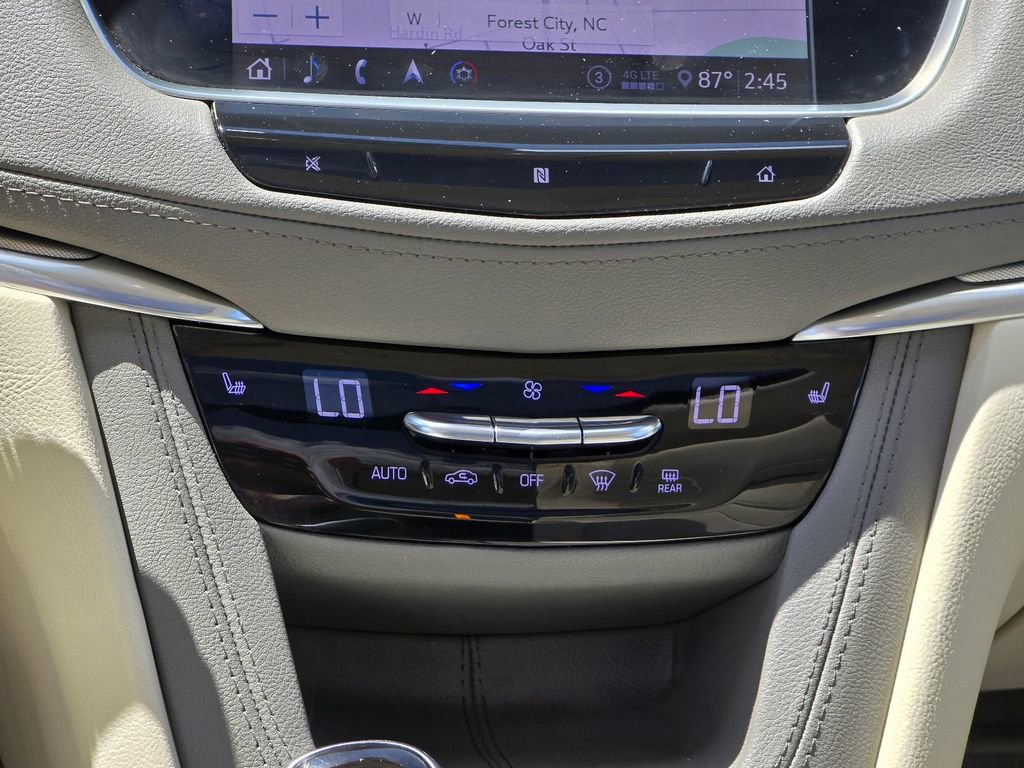 Used 2020 Cadillac XT5 Premium Luxury AWD/4WD image 19