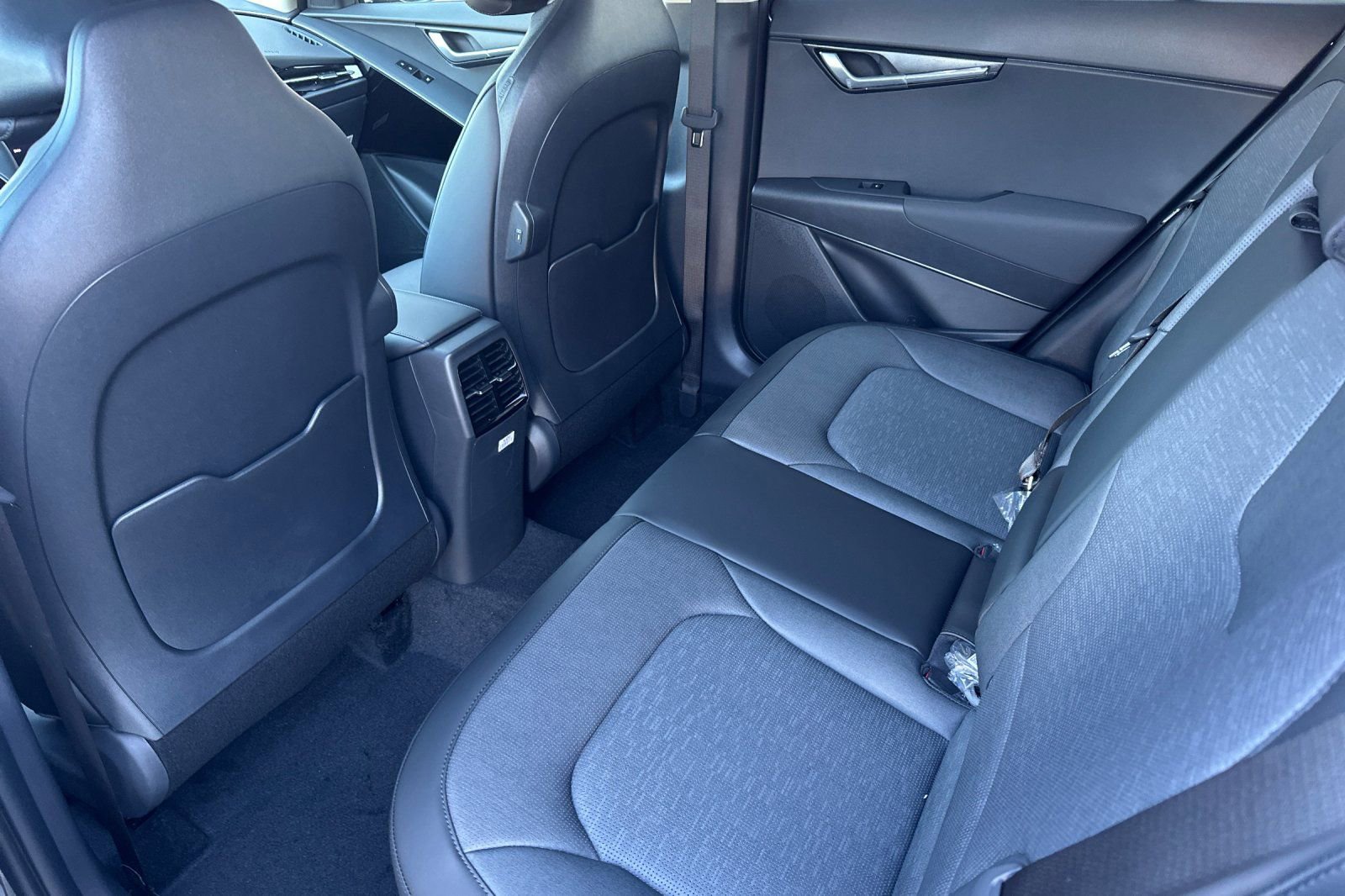 New 2026 Kia Niro SX image 12