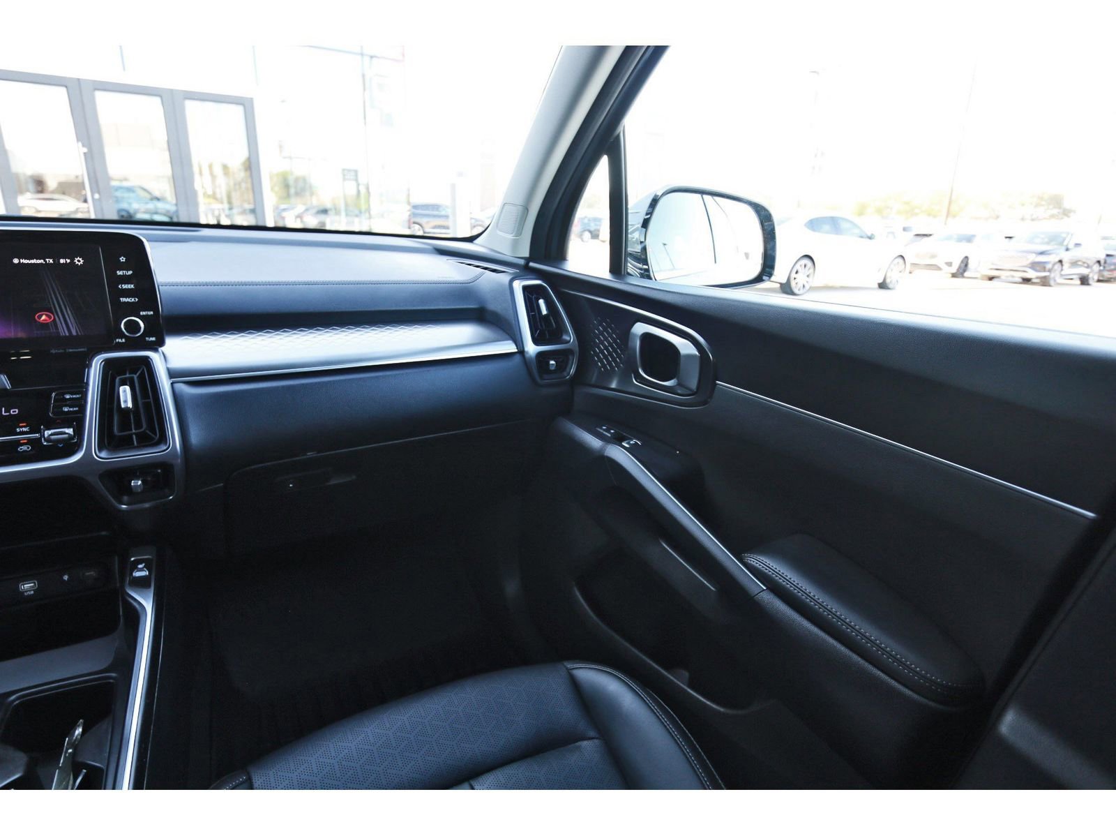 Used 2023 Kia Sorento EX image 12