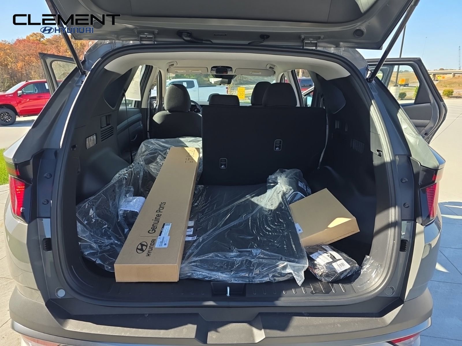 New 2026 Hyundai Tucson SE image 9