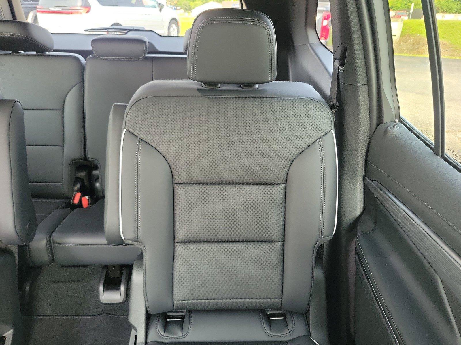New 2027 Buick Enclave Preferred w/ Power Package FWD image 14