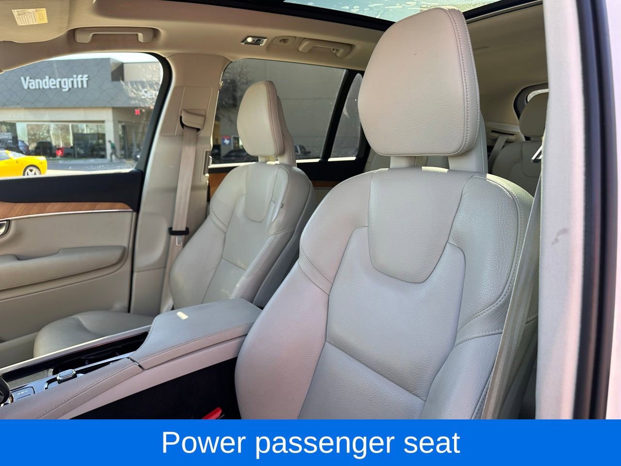 Used 2022 Volvo XC90 T8 Inscription Expression image 22