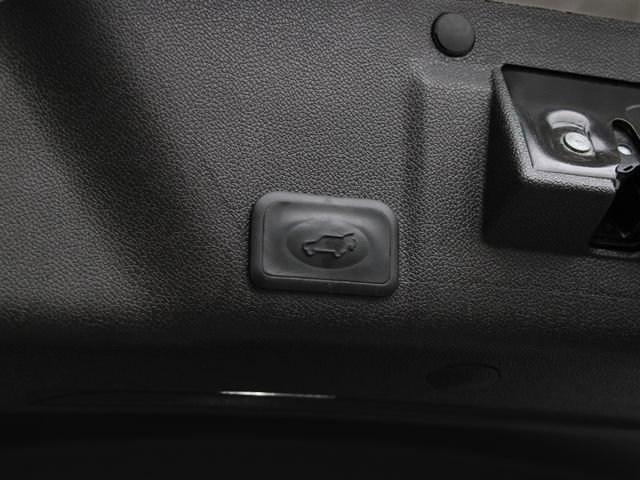 Used 2016 GMC Acadia Denali AWD/4WD image 13