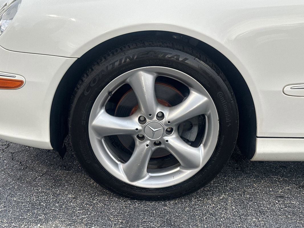 Used 2004 Mercedes-Benz CLK 320 image 9