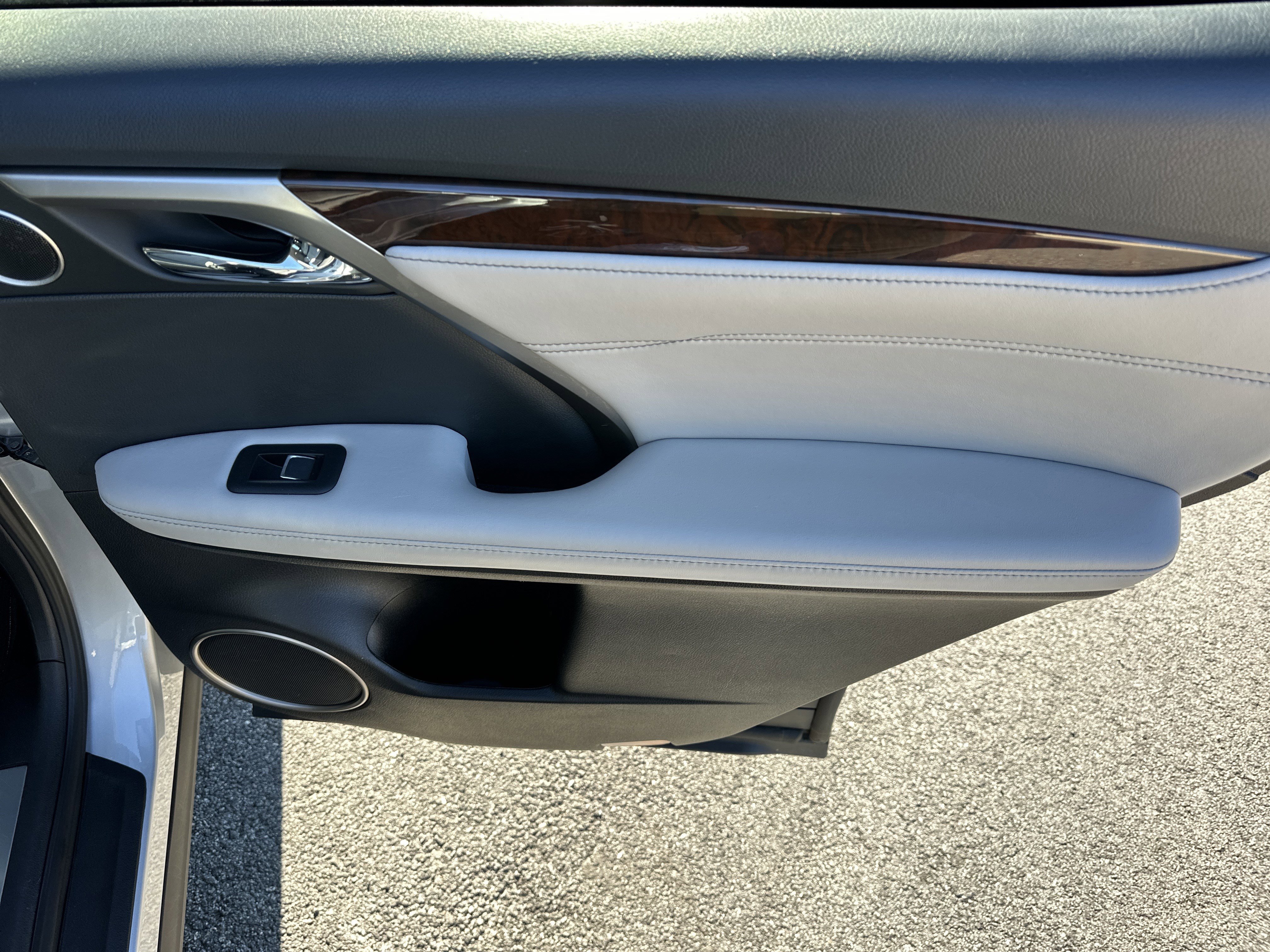 Used 2019 Lexus RX 350 AWD w/ Navigation Package image 17