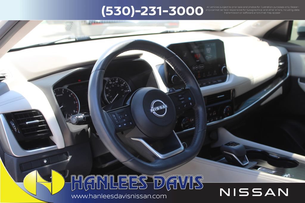 Used 2023 Nissan Rogue SL w/ SL Premium Package FWD image 12
