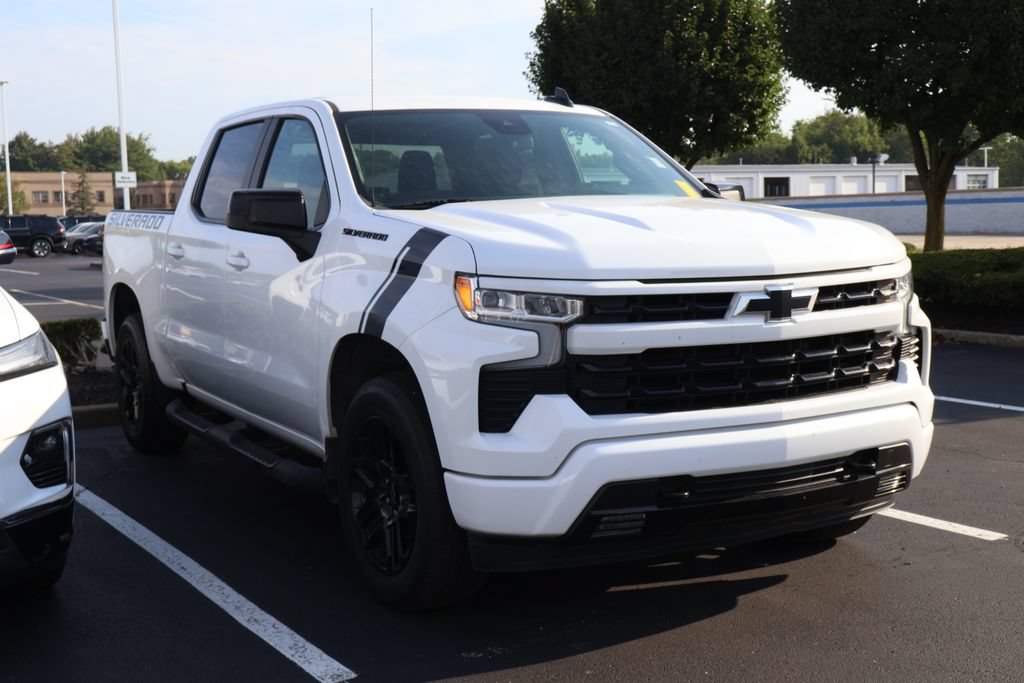 Used 2023 Chevrolet Silverado 1500 RST w/ Protection Package AWD/4WD image 3