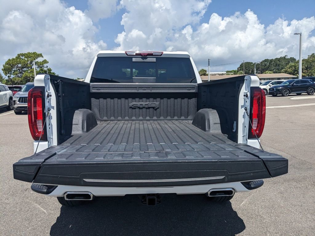 Used 2023 GMC Sierra 1500 AT4 w/ AT4 Premium Package image 13