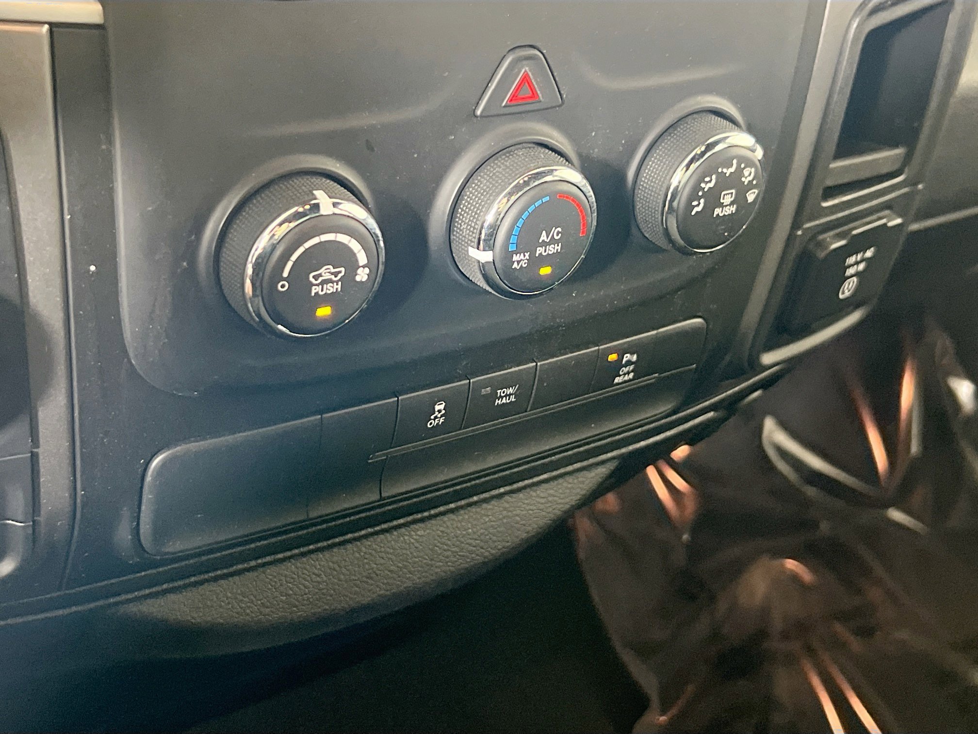 Used 2022 RAM 1500 Classic Warlock image 15