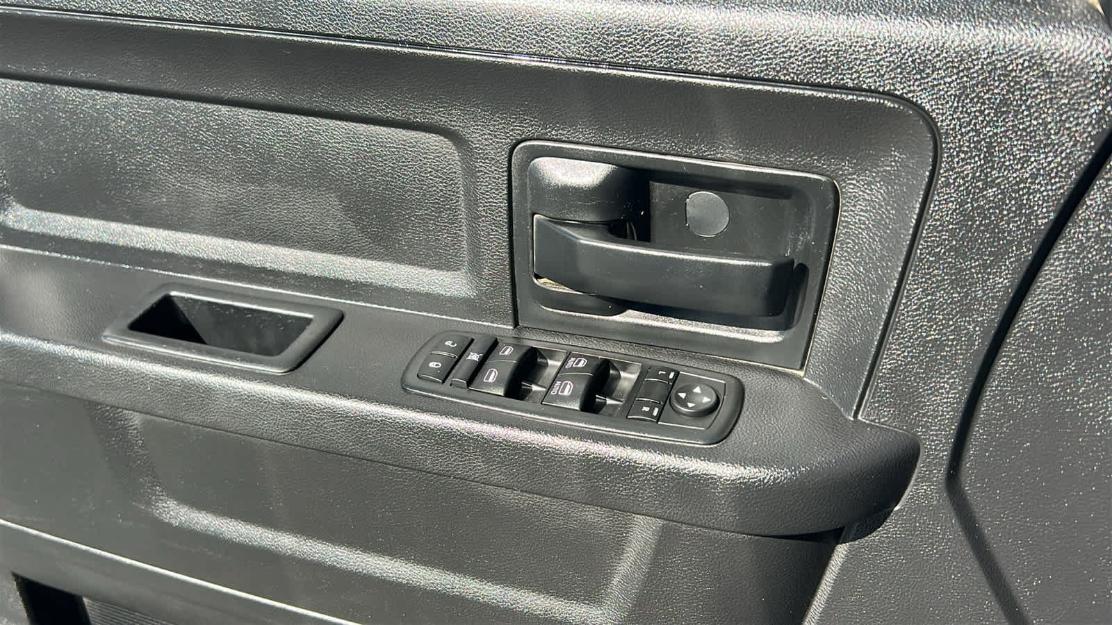 Used 2015 RAM 1500 Tradesman w/ Popular Equipment Group AWD/4WD image 21