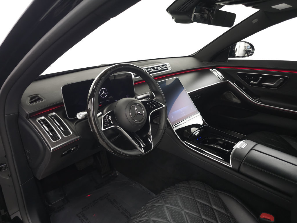 Used 2025 Mercedes-Benz S 580 4MATIC Sedan image 9