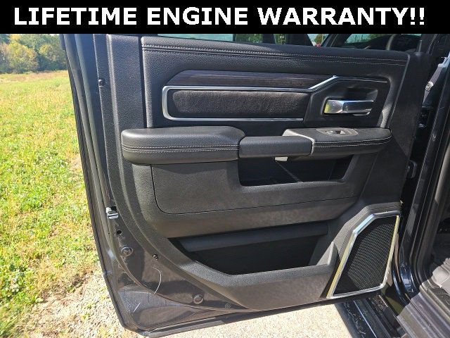 New 2026 RAM 2500 Laramie w/ Sport Appearance Package image 32