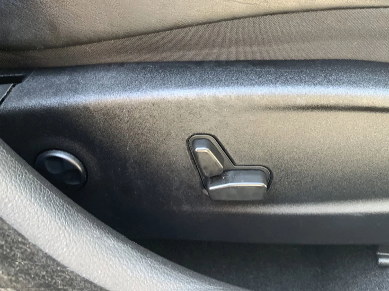 Used 2021 Chrysler 300 S w/ S Model Appearance Package image 22