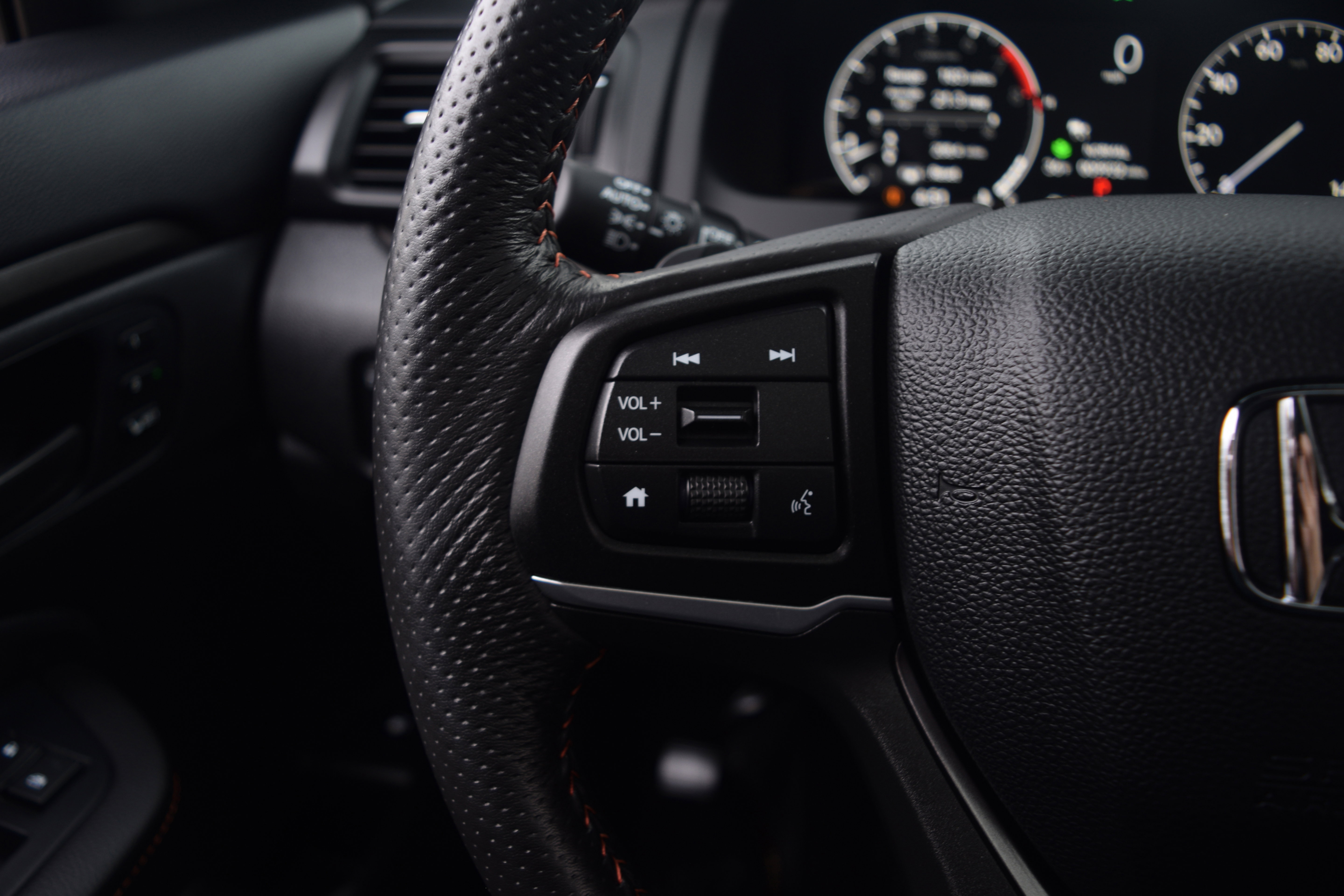 Used 2025 Honda Ridgeline TrailSport image 6