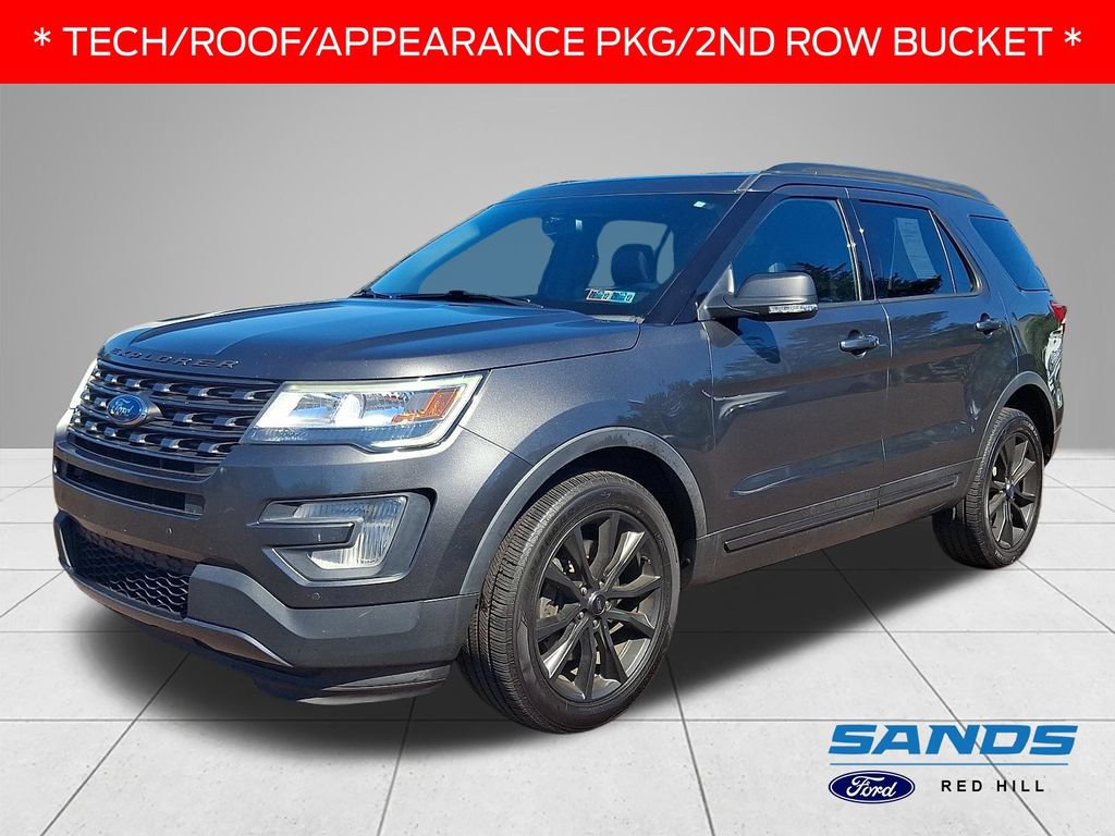 Used 2017 Ford Explorer XLT w/ Equipment Group 202A AWD/4WD image 1