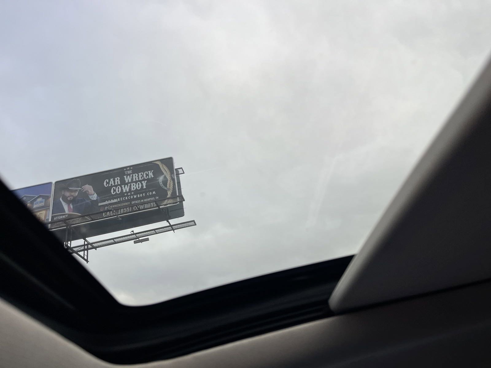 Used 2018 Cadillac XT5 Luxury w/ Driver Awareness Package image 21