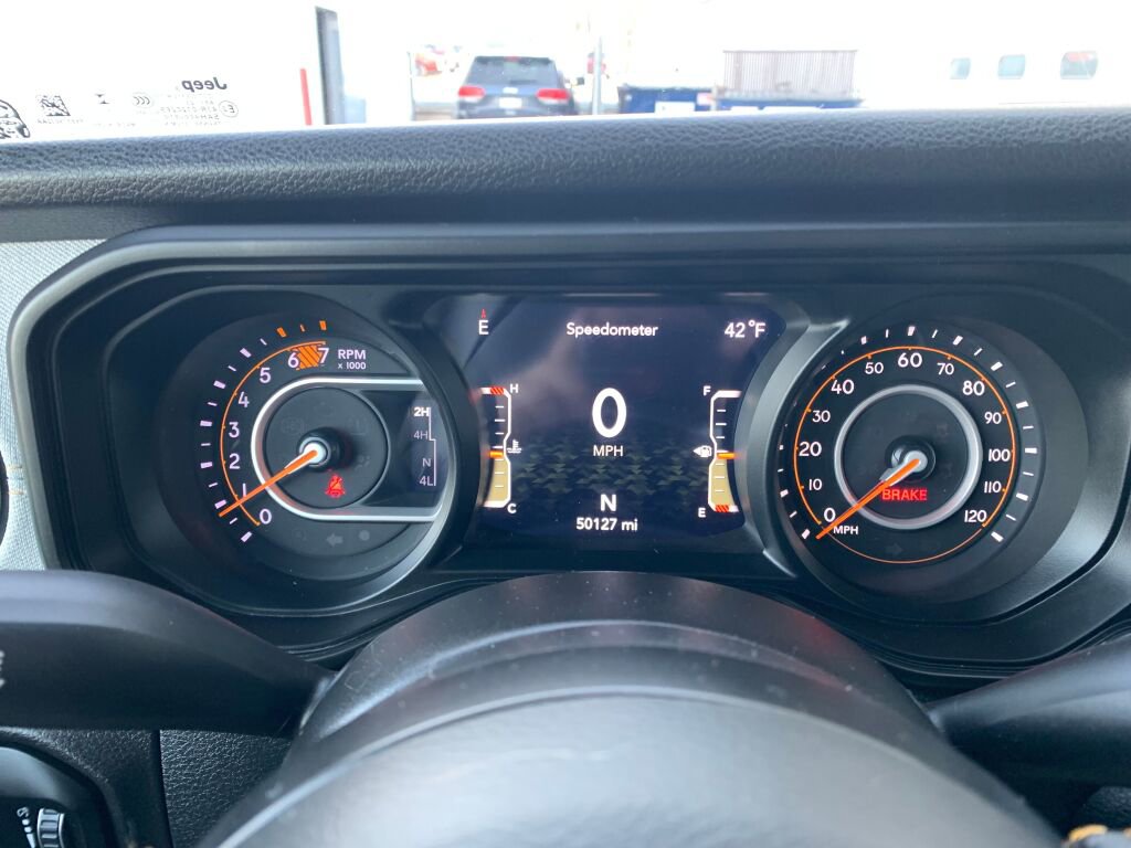 Used 2024 Jeep Wrangler Willys image 14