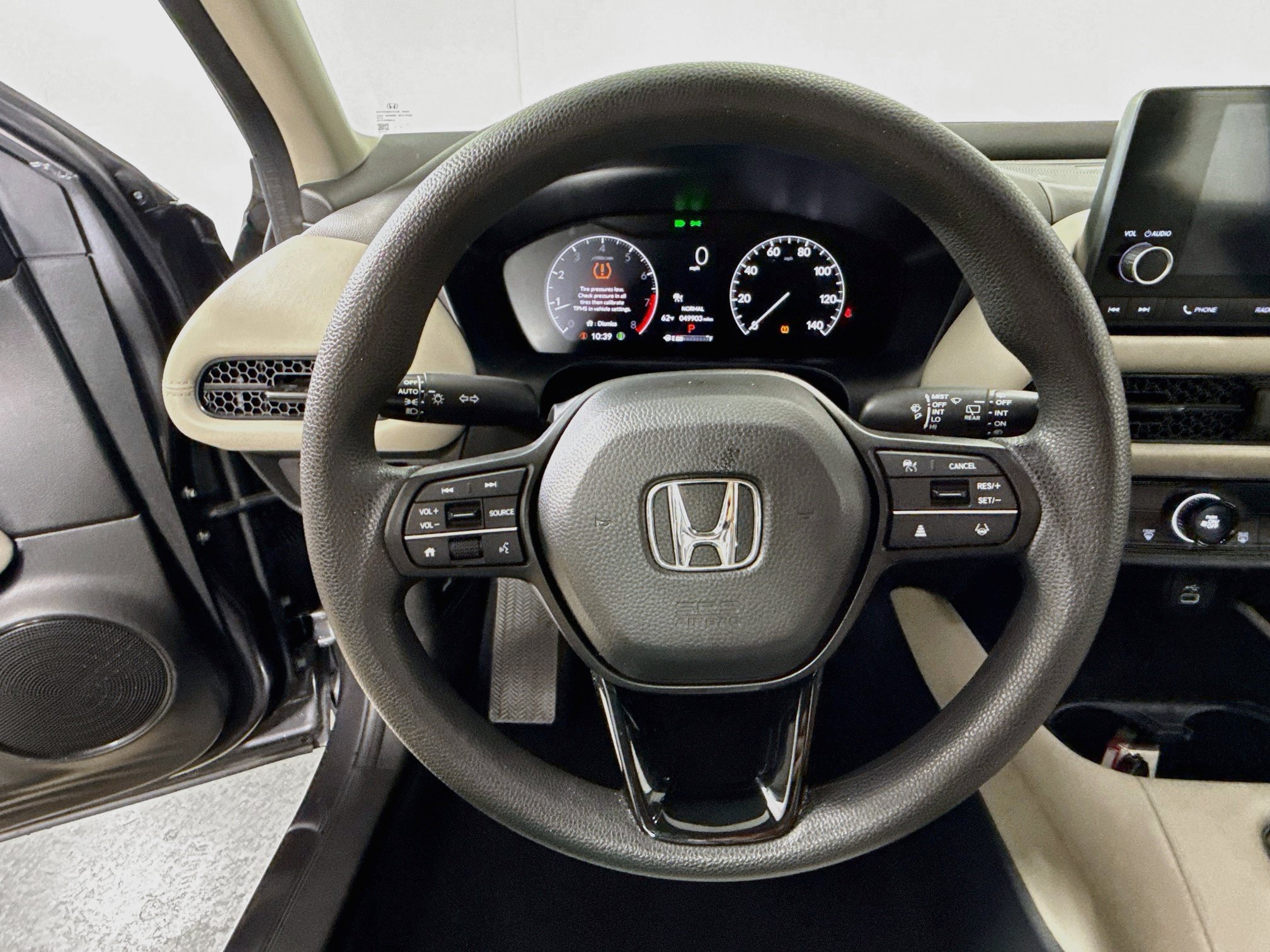 Used 2023 Honda HR-V LX image 12