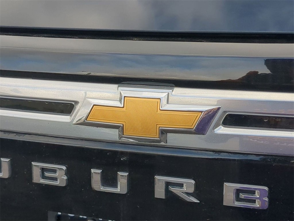 Used 2023 Chevrolet Suburban High Country image 25