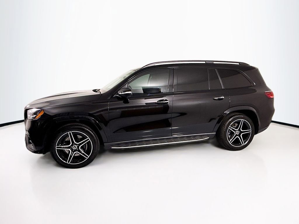 Used 2026 Mercedes-Benz GLS 450 4MATIC image 8