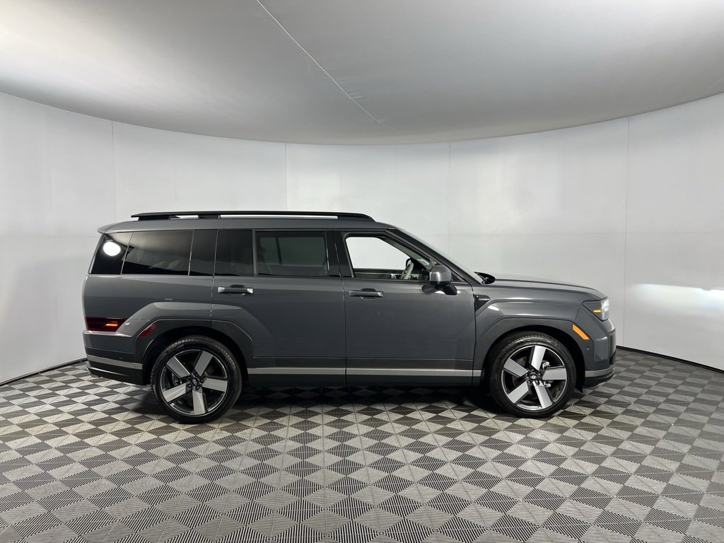 Used 2024 Hyundai Santa Fe Limited image 8