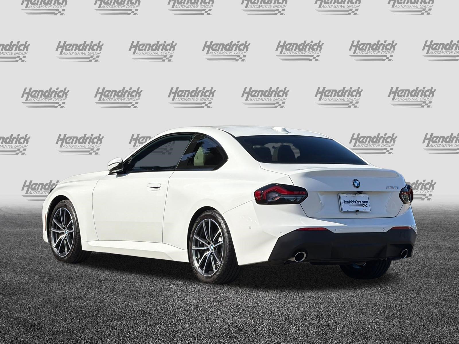 Used 2026 BMW 230i Coupe w/ Convenience Package RWD image 7