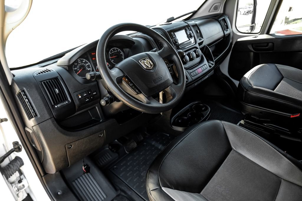 Used 2021 RAM ProMaster 2500 w/ Convenience Group image 2