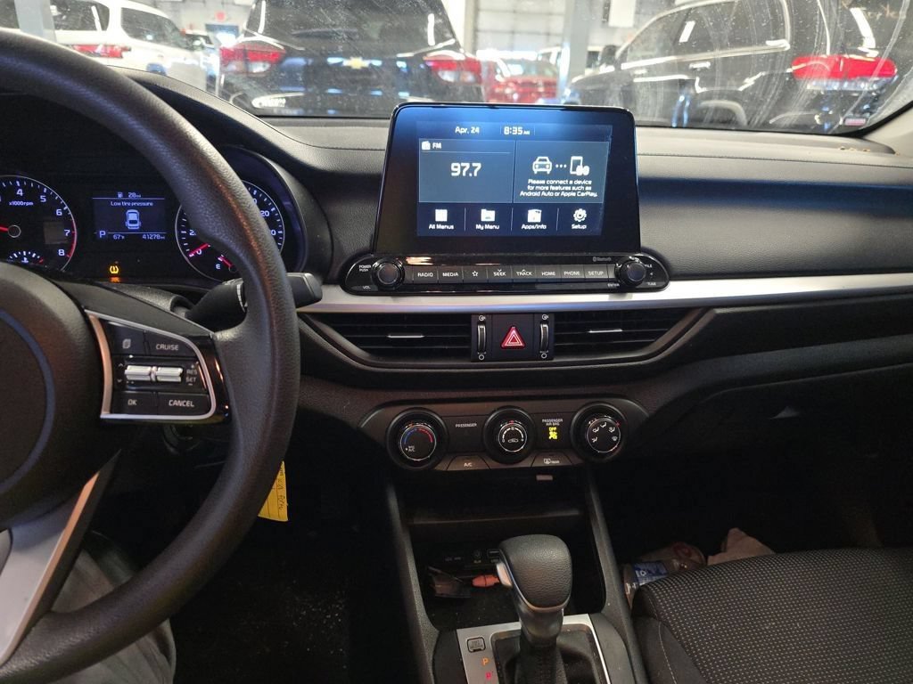Used 2020 Kia Forte LXS FWD image 18