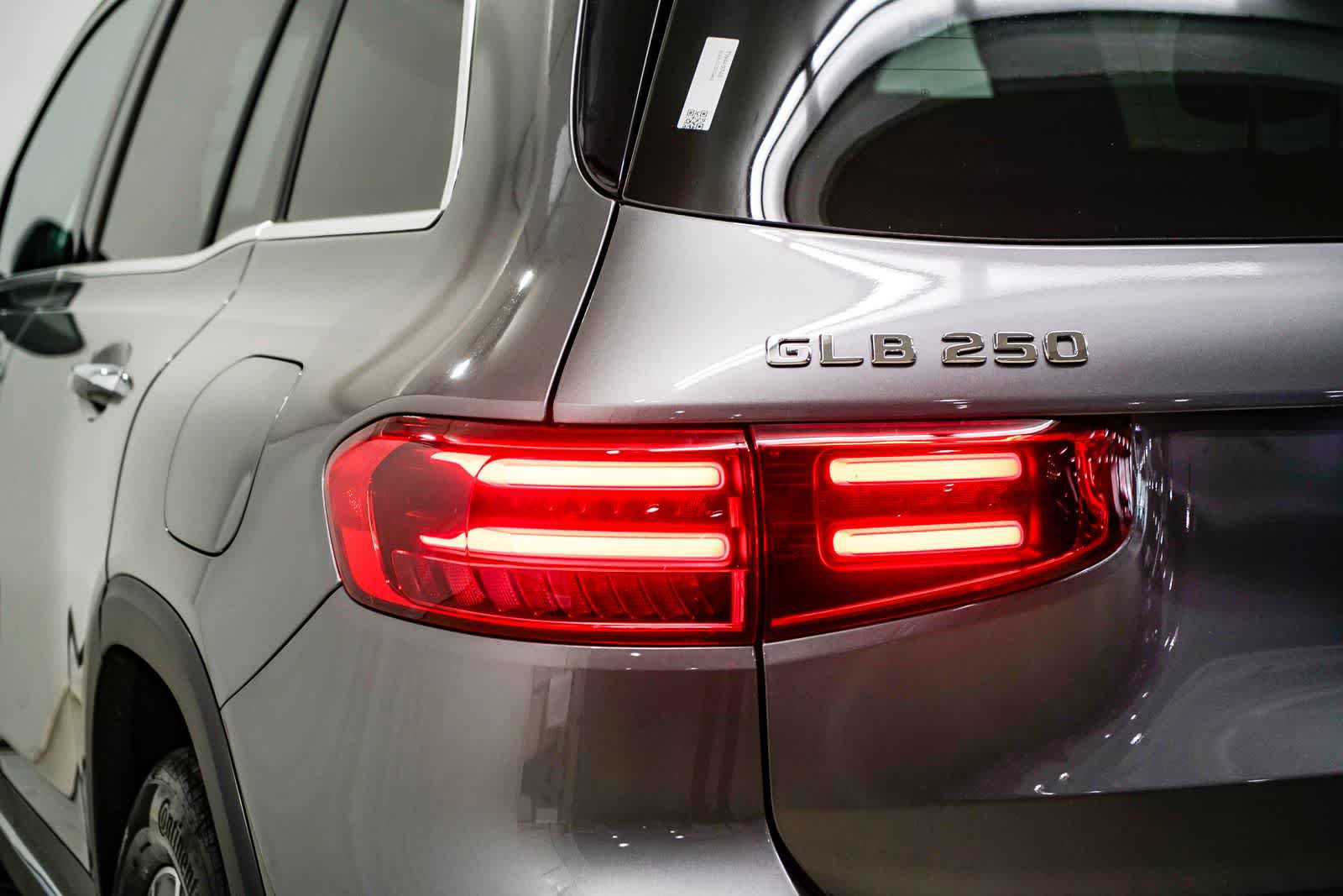 Used 2026 Mercedes-Benz GLB 250 image 9